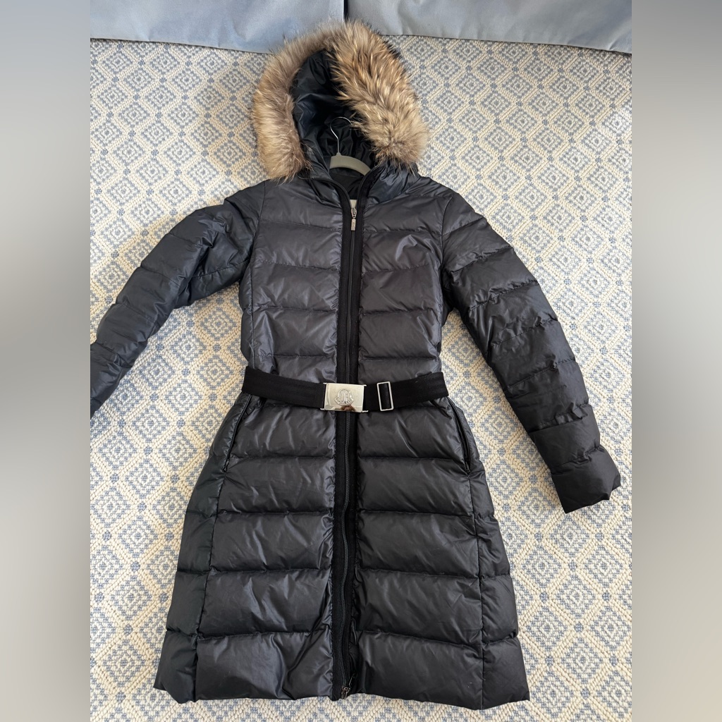 Moncler Black Puffer Jacket With Fur Trim Size 00